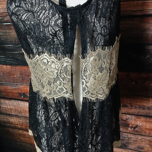 NWT Pinky Lace Top L Sheer Black Gold Peplum Side Zip - Picture 7 of 10